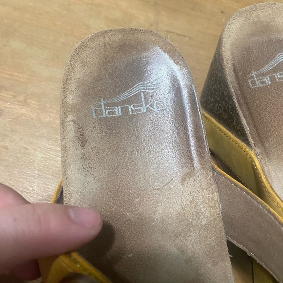 Dansko EUC Susie mango color wedge platform adjustable sandals cork, leather 8.5 - Picture 9 of 10